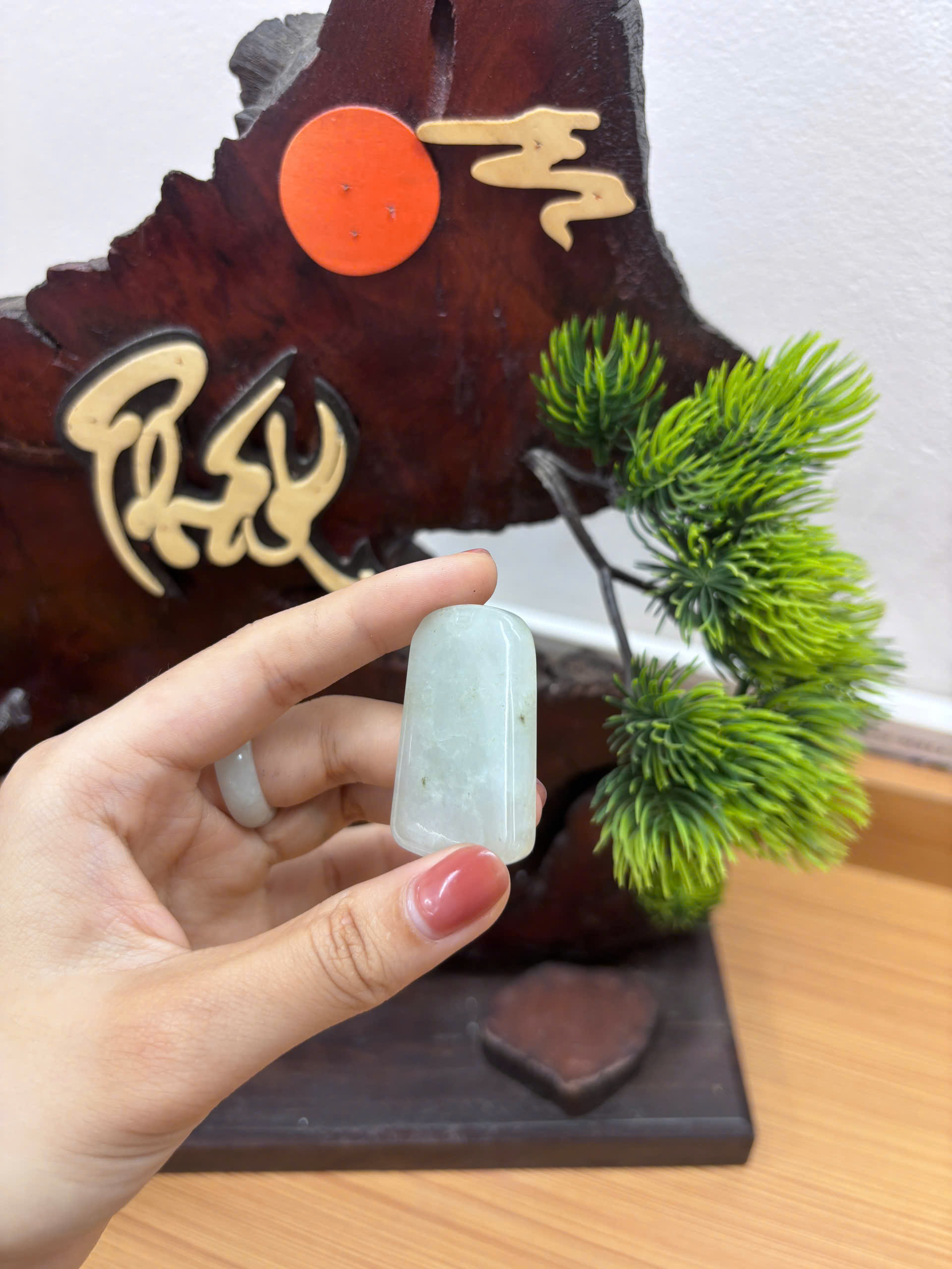 PK079 - Vòng mặt vô sự bài màu trắng chủng nếp hóa kích thước 43x25x6.1 mm