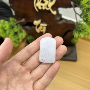 Alternative view of PK044 - Vòng mặt vô sự bài màu trắng ánh tím chủng nếp hóa kích thước 38x24x7.5 mm