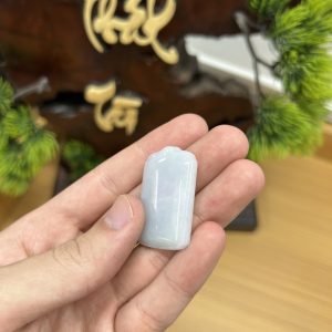 Alternative view of PK045 - Vòng mặt vô sự bài màu tím phớt xanh chủng nếp hóa kích thước 38x24x7.5 mm