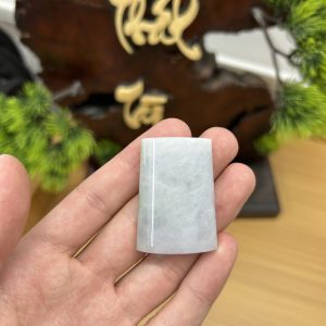 PK051 - Vòng mặt vô sự bài màu trắng xanh chủng nếp hóa kích thước 40x28x10 mm