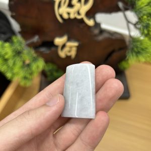 Alternative view of PK051 - Vòng mặt vô sự bài màu trắng xanh chủng nếp hóa kích thước 40x28x10 mm
