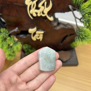 Alternative view of PK057 - Vòng mặt vô sự bài màu trà chủng nếp hóa kích thước 39x27x7 mm