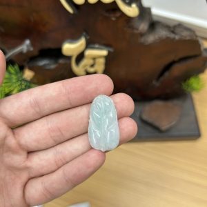 PK069 - Vòng mặt lá màu xanh nhạt chủng nếp hóa kích thước 30x16x4 mm